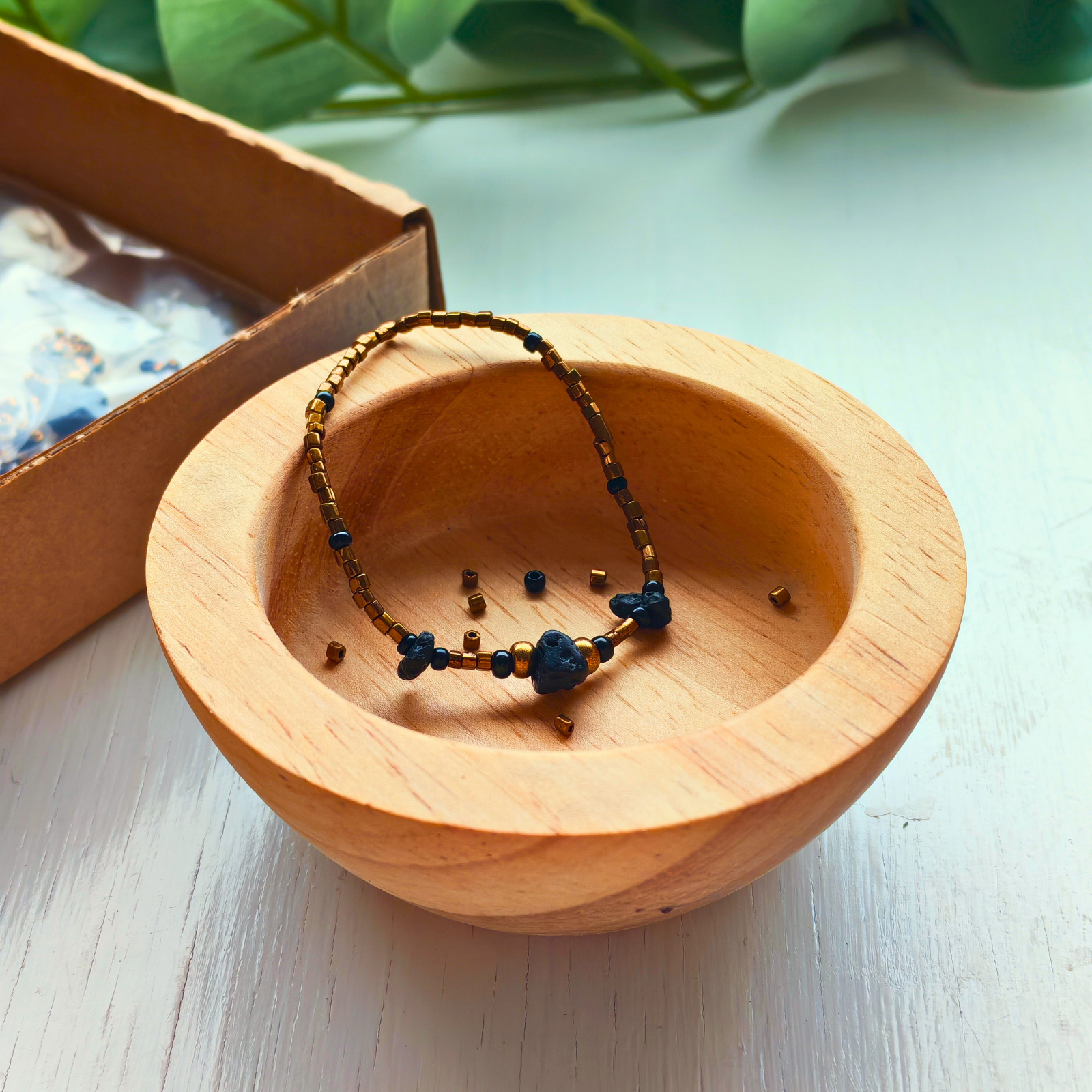 Lava Gold Party Set - 6 Bracelets Kits for Cozy Evening