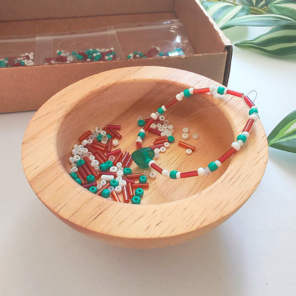 Coral Tide - 4 Bracelets Kits for Cozy Evening