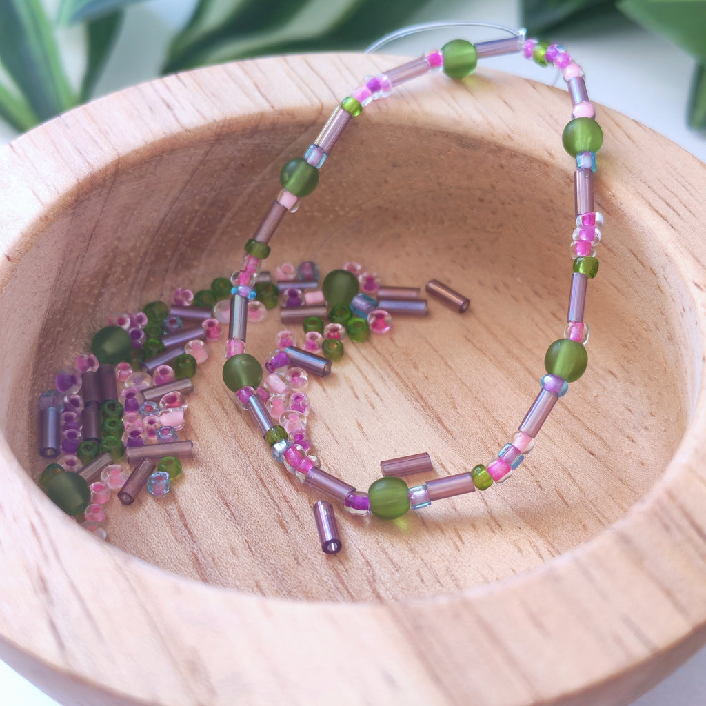 Wild Bloom – 1 Bracelet Kit for Cozy Evening