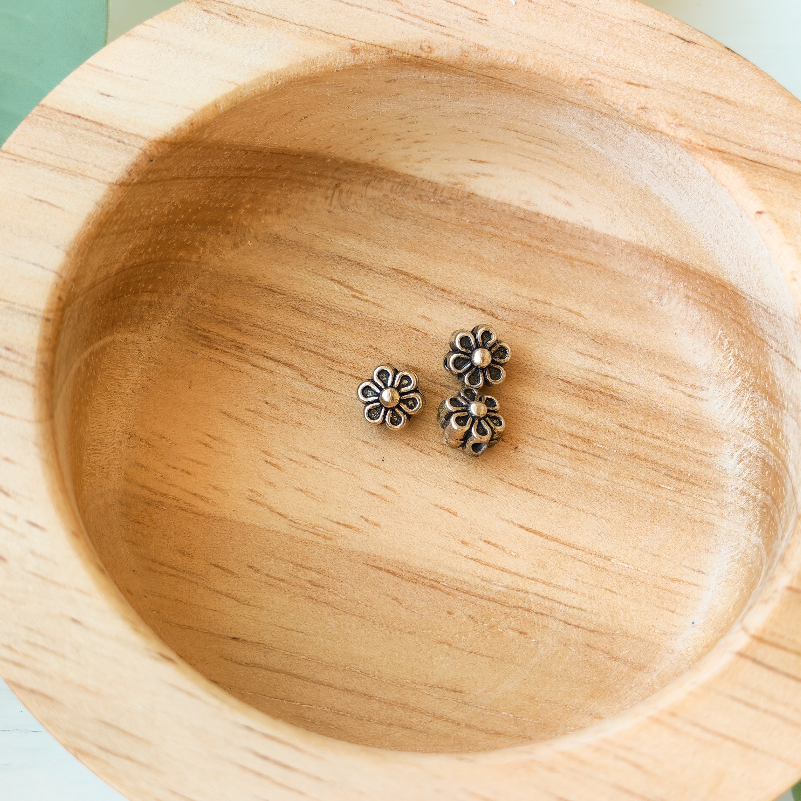 Metal Deco Flowers - Extra Beads
